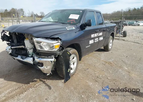 2021 Ram 1500 Big Horn 4X4 6'4 Box z USA, uszkodzony, nr VIN 1C6RRFBG4MN741276